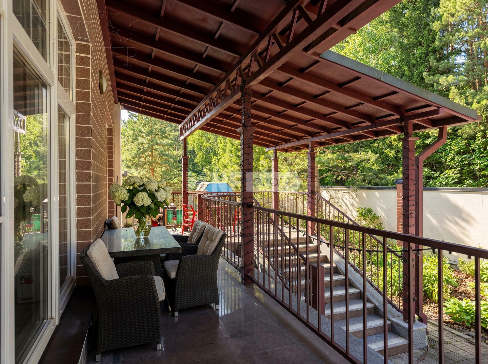 3-этажный таунхаус 533.1 м² с отделкой