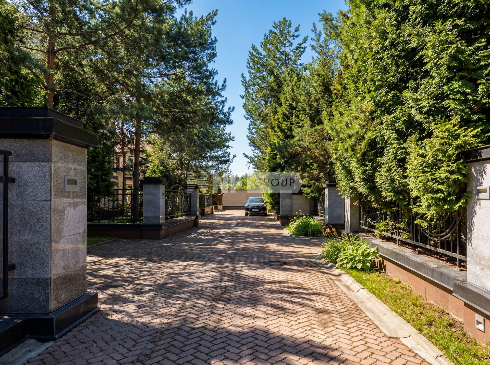 3-этажный таунхаус 533.1 м² с отделкой