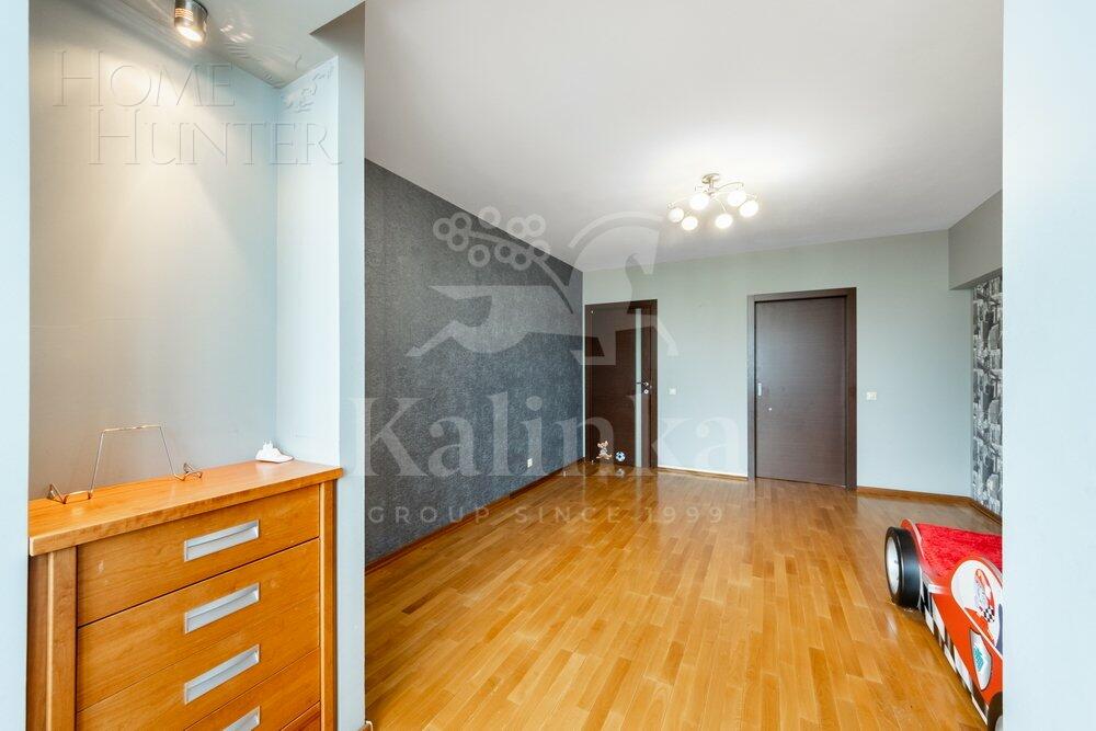 5-КОМН. КВАРТИРА С ОТДЕЛКОЙ 196 М² НА 17 ЭТАЖЕ