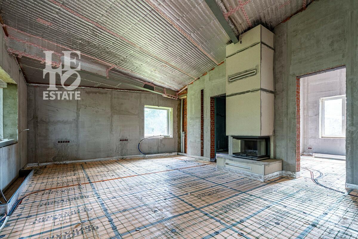 2-этажный коттедж 900 м² без отделки