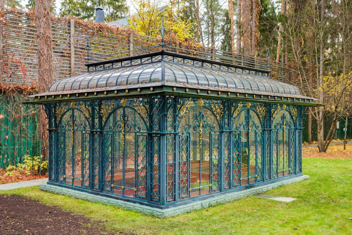 3-этажный коттедж 840 м² с отделкой