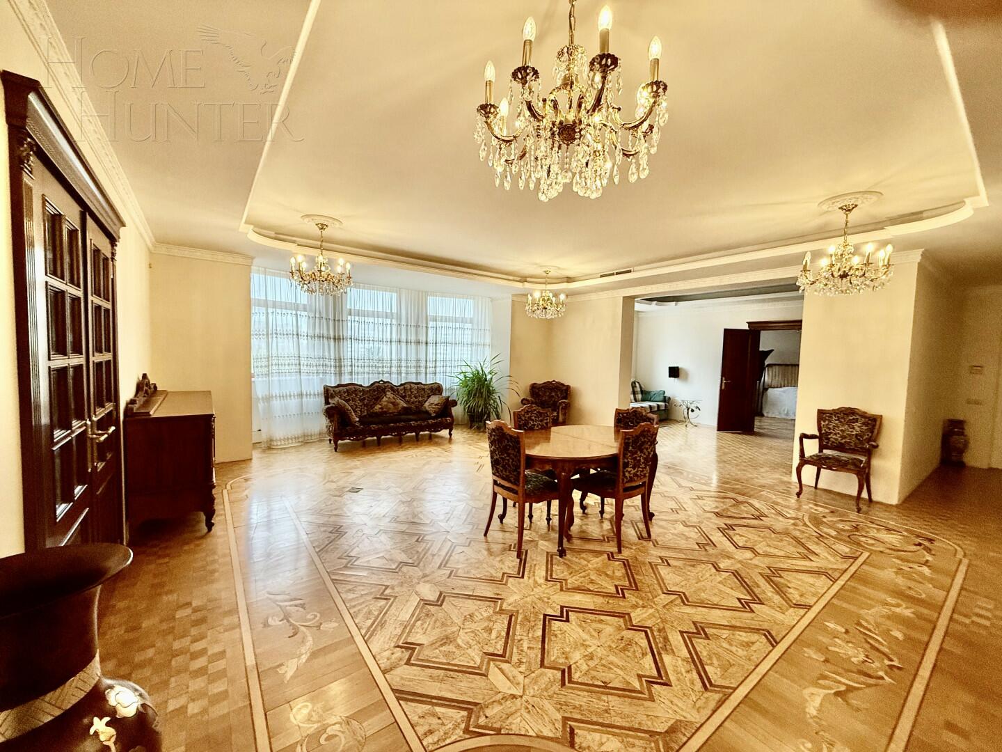 8-КОМН. КВАРТИРА С ОТДЕЛКОЙ 275.3 М² НА 9 ЭТАЖЕ