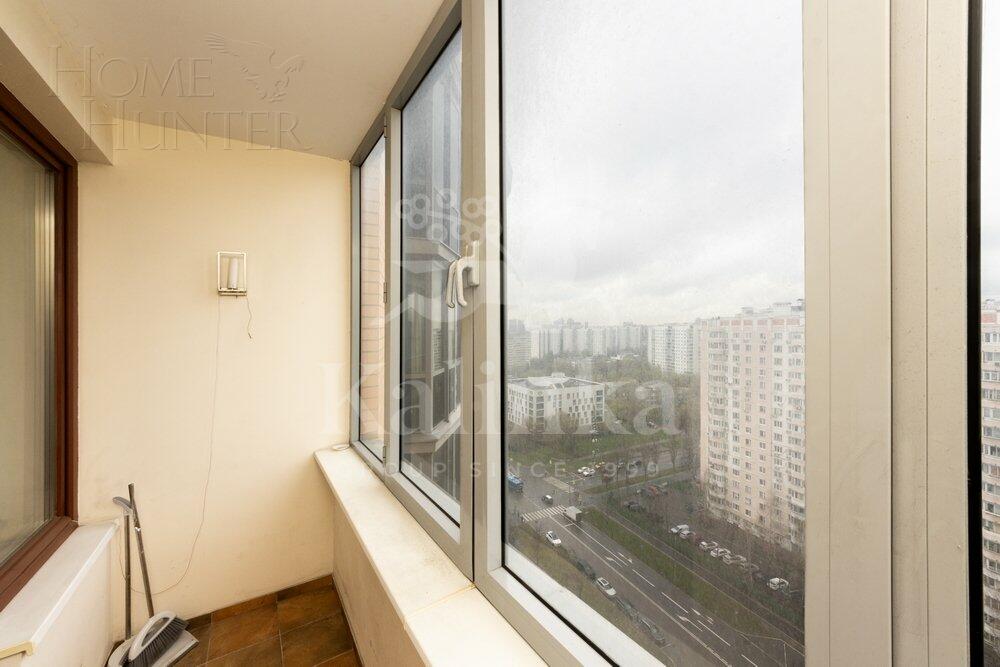 5-КОМН. КВАРТИРА С ОТДЕЛКОЙ 196 М² НА 17 ЭТАЖЕ