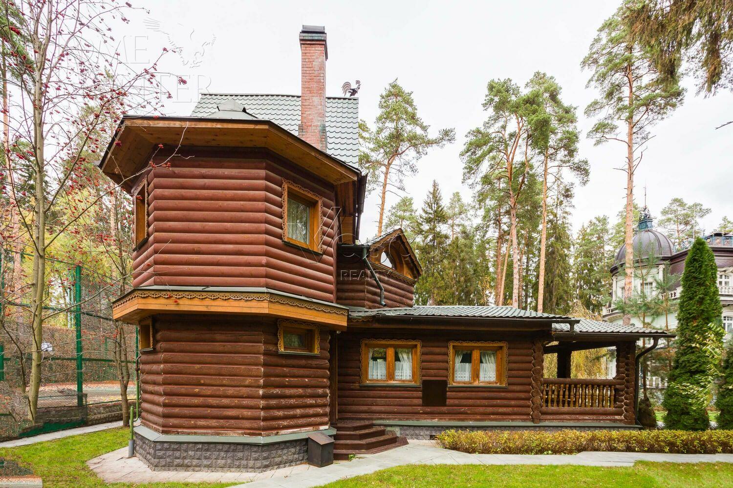 3-этажный коттедж 840 м² с отделкой