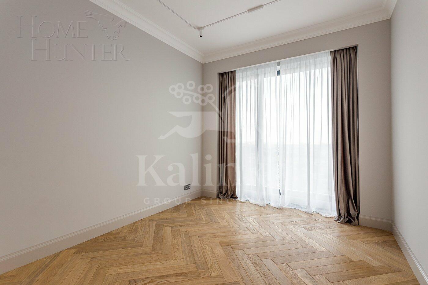 4-КОМН. КВАРТИРА С ОТДЕЛКОЙ 132 М² НА 39 ЭТАЖЕ