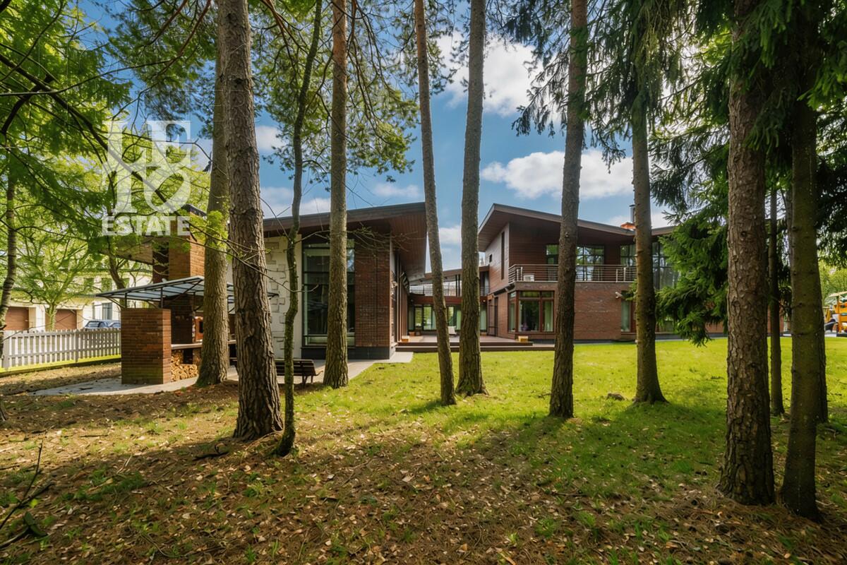 2-этажный коттедж 1 254 м² с отделкой