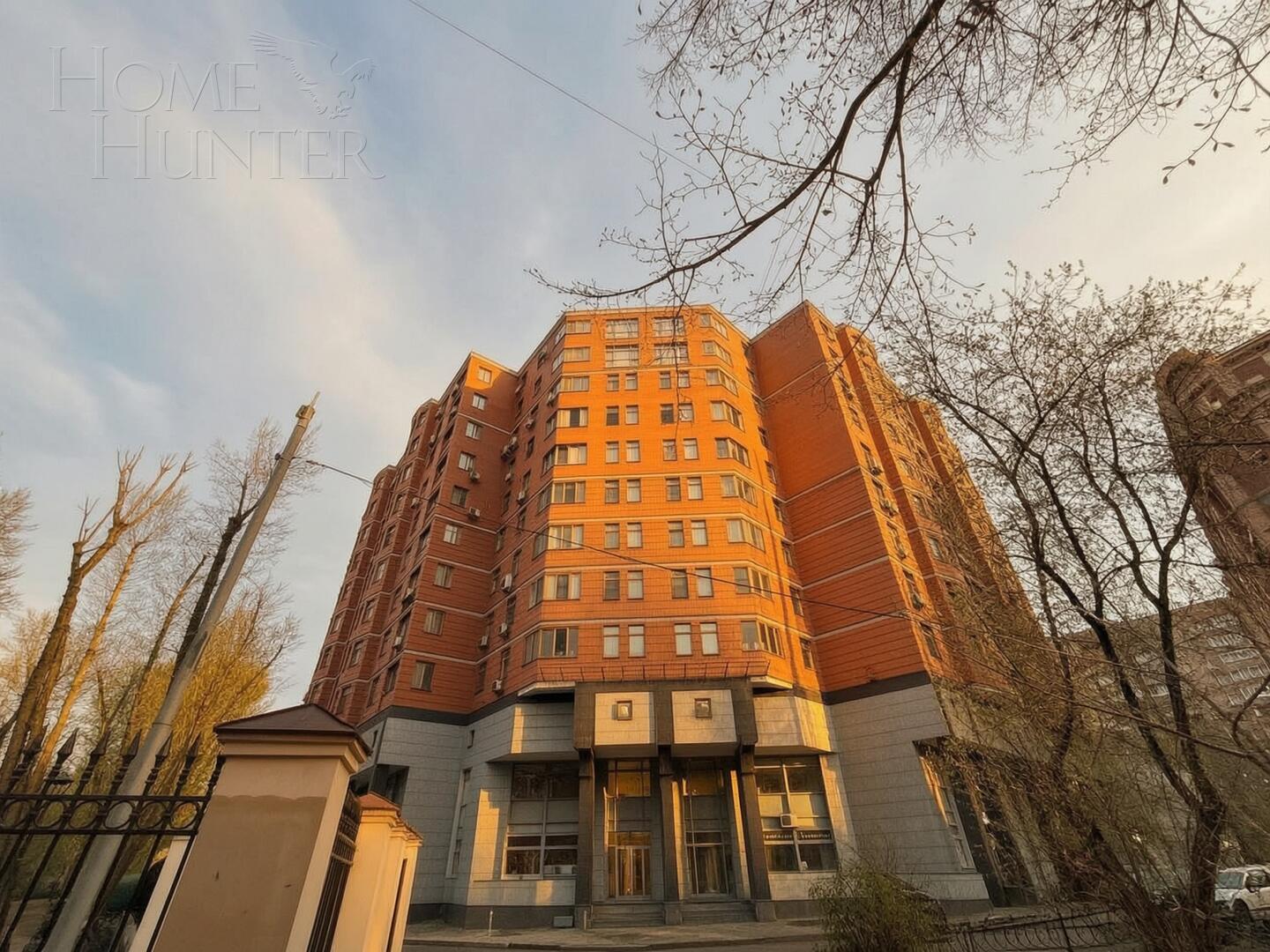 8-КОМН. КВАРТИРА С ОТДЕЛКОЙ 275.3 М² НА 9 ЭТАЖЕ