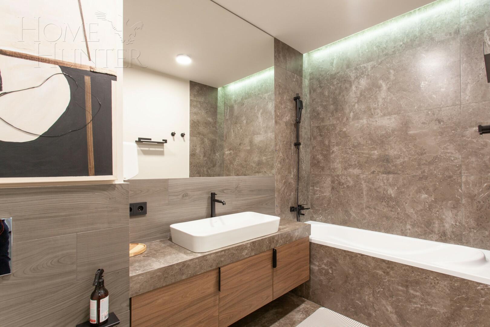 3-КОМН. КВАРТИРА С ОТДЕЛКОЙ 92 М² НА 19 ЭТАЖЕ