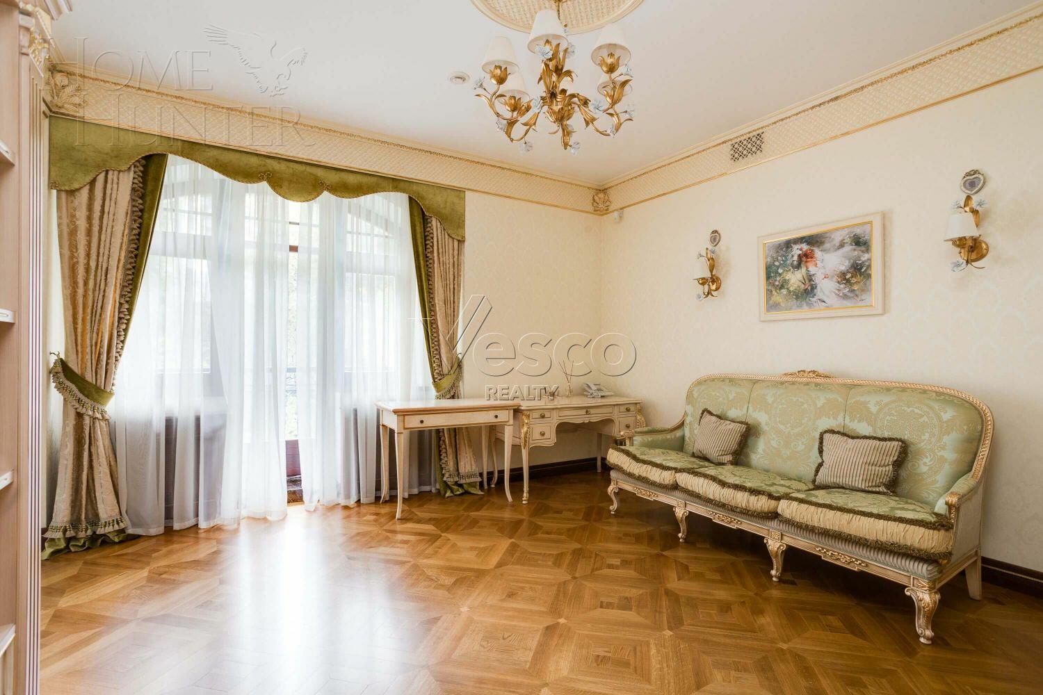 3-этажный коттедж 840 м² с отделкой