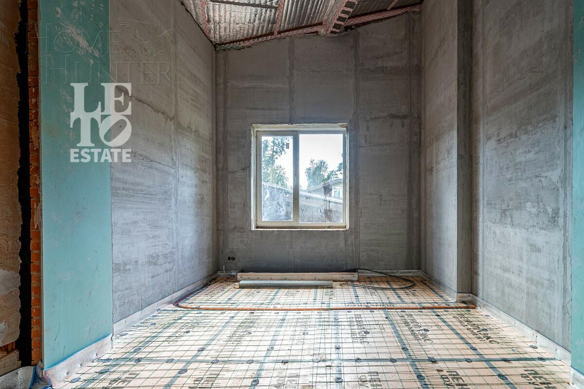 2-этажный коттедж 900 м² без отделки