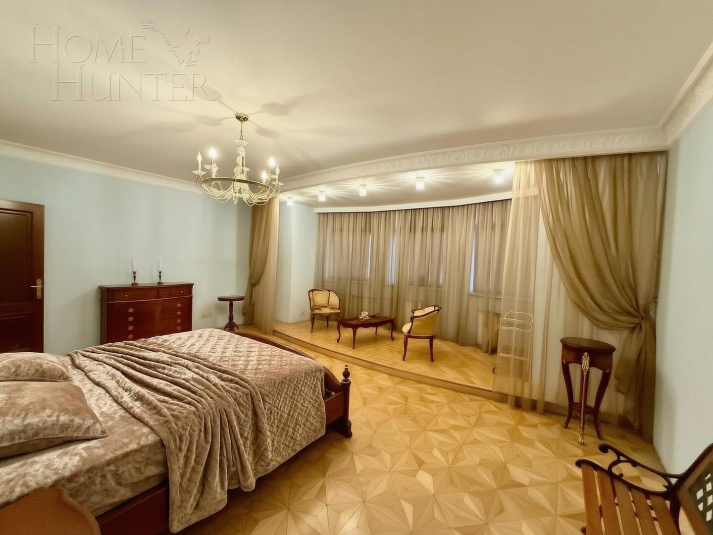 8-КОМН. КВАРТИРА С ОТДЕЛКОЙ 275.3 М² НА 9 ЭТАЖЕ