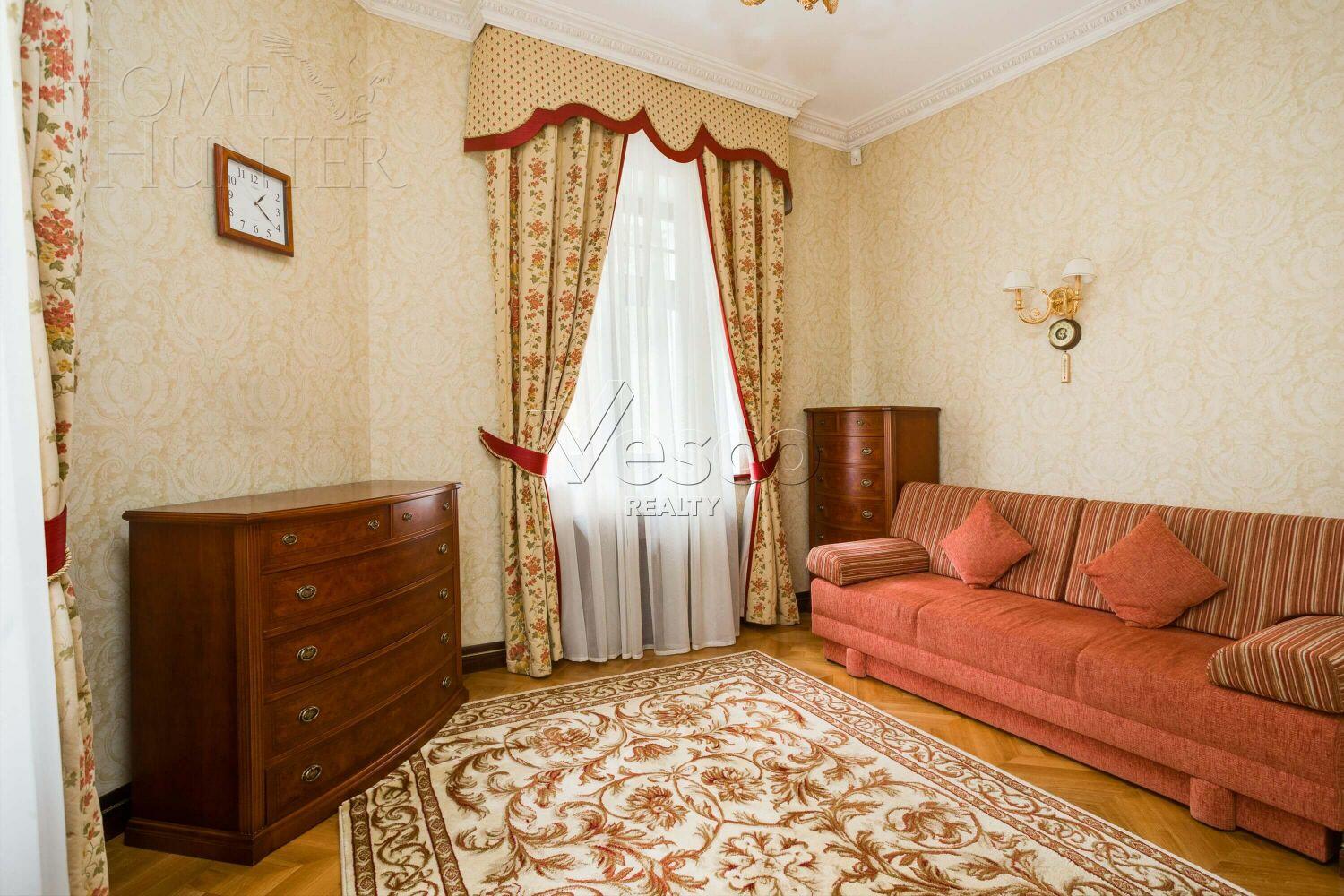 3-этажный коттедж 840 м² с отделкой