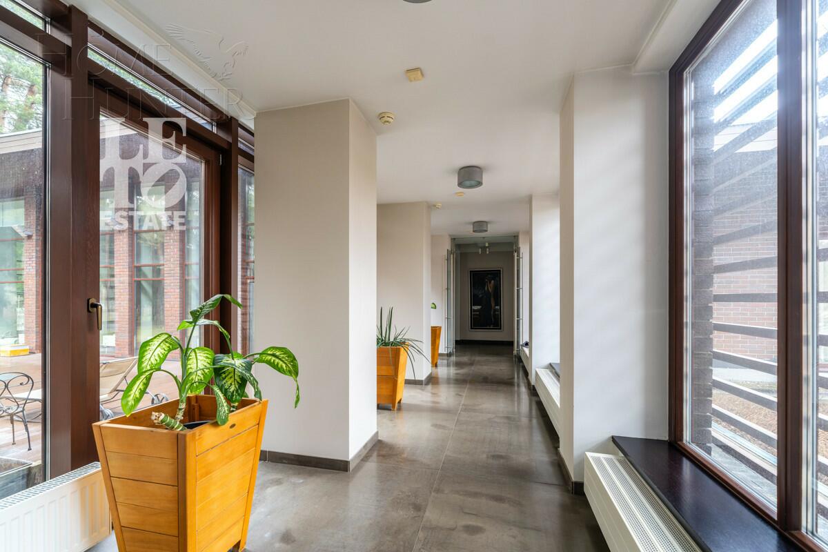 2-этажный коттедж 1 254 м² с отделкой