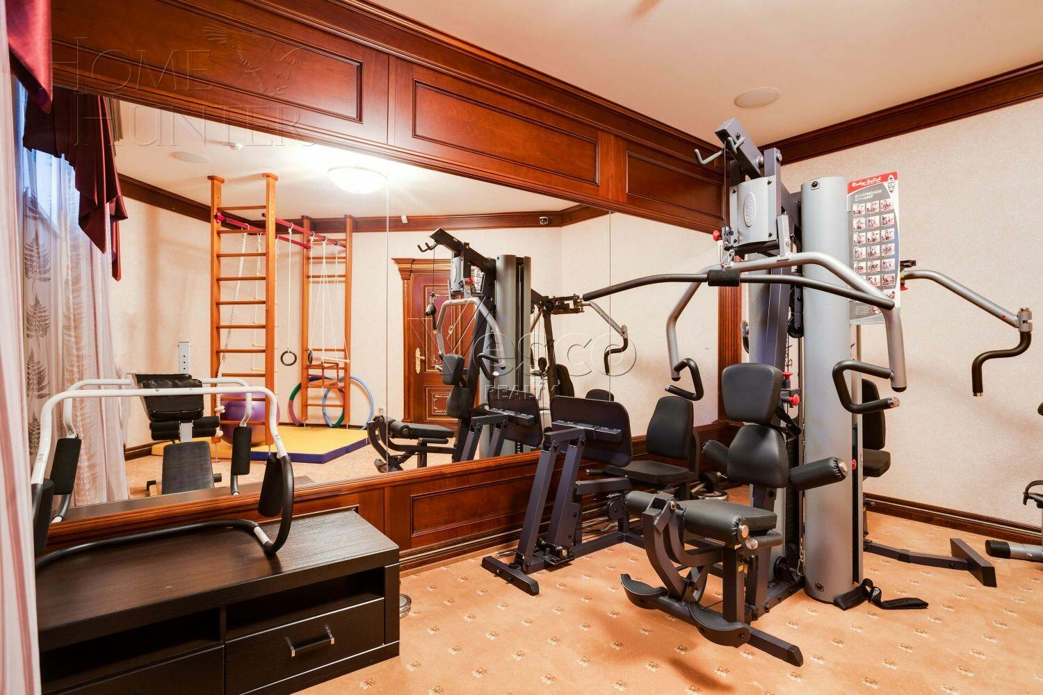 3-этажный коттедж 840 м² с отделкой