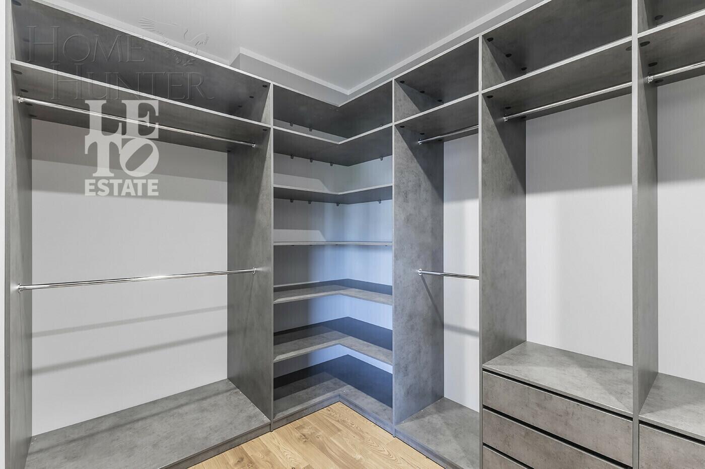 2-этажный коттедж 540 м² с отделкой