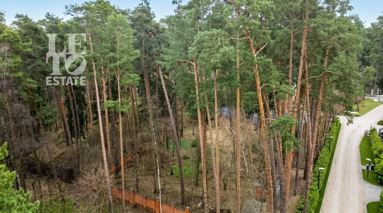 Участок 83 сот. в охраняемом поселке