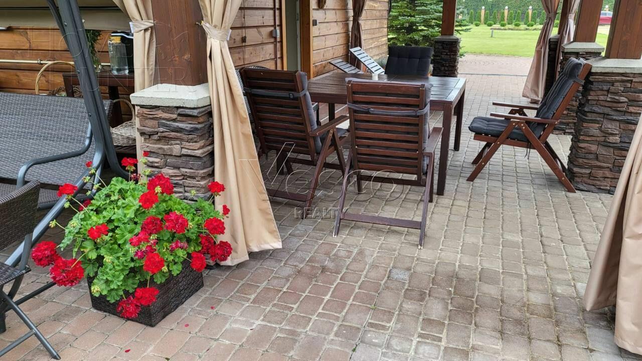 2-этажный коттедж 220 м² с отделкой