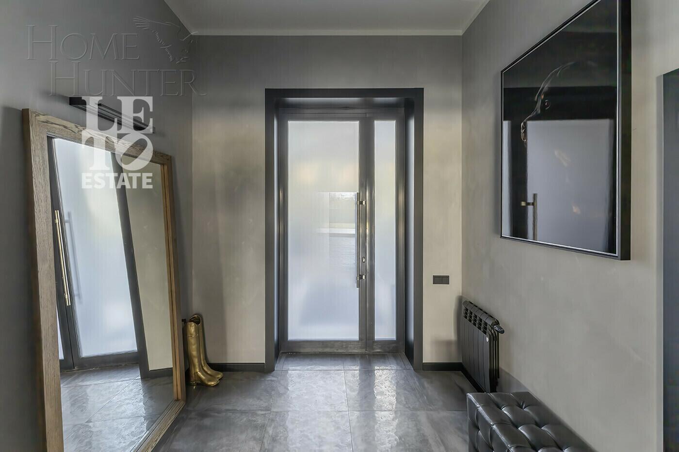 2-этажный коттедж 540 м² с отделкой