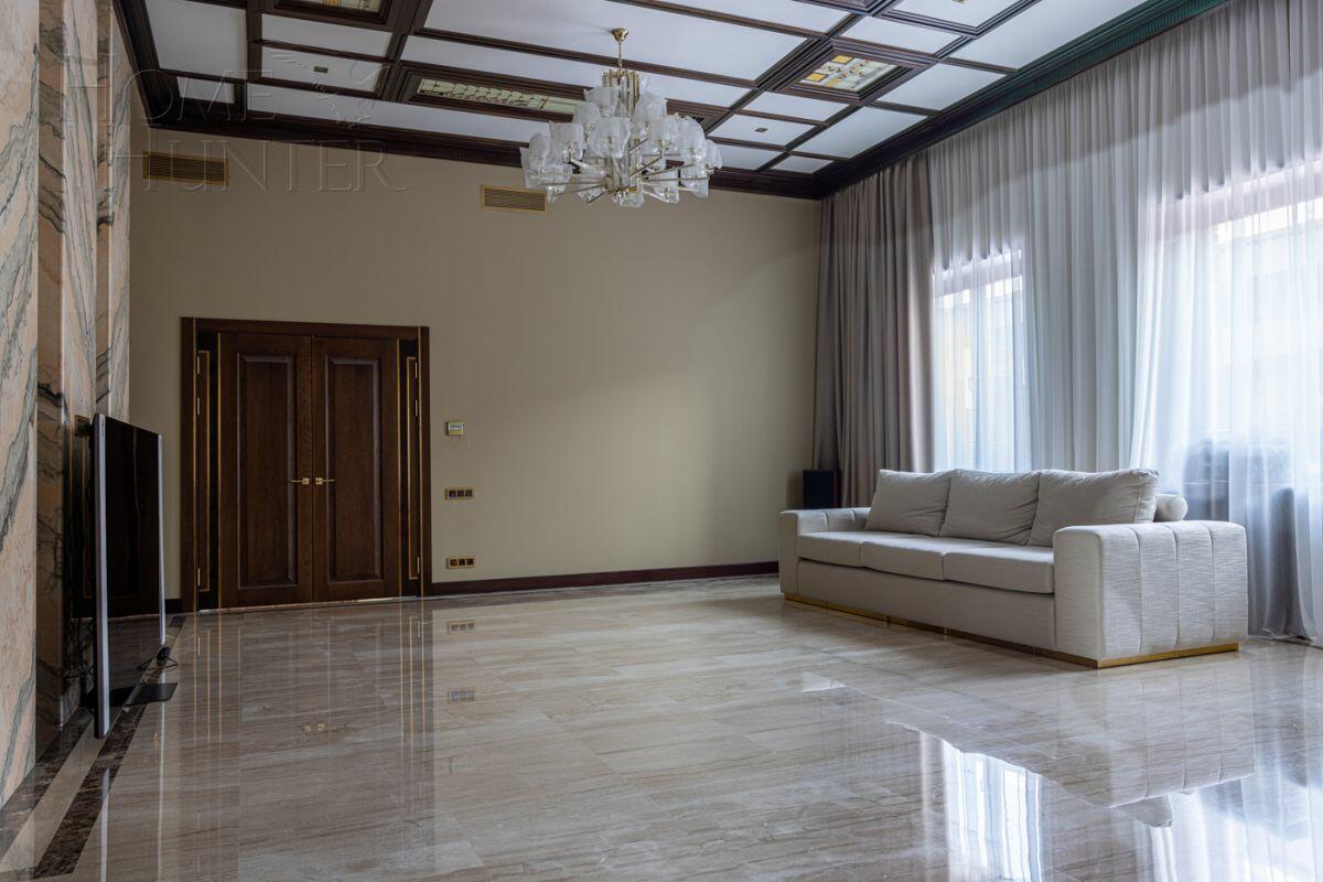 2-этажный коттедж 1 800 м² с отделкой