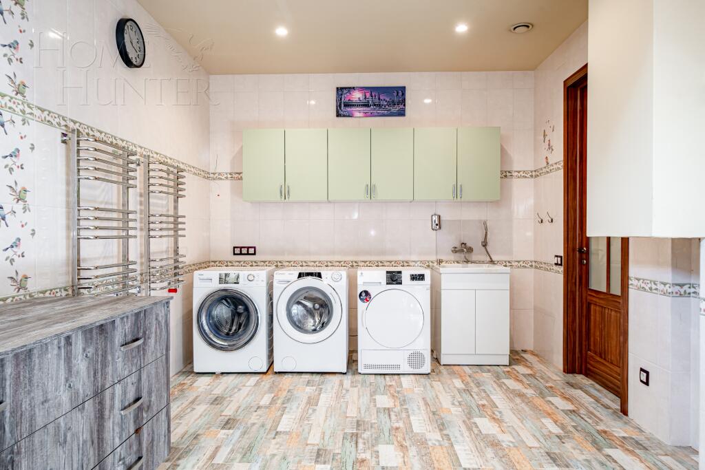 2-этажный коттедж 850 м² с отделкой