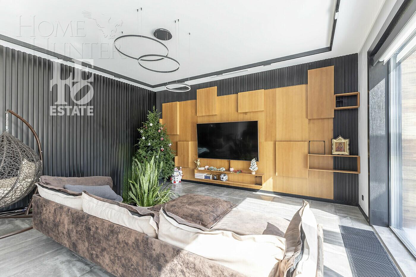 2-этажный коттедж 540 м² с отделкой