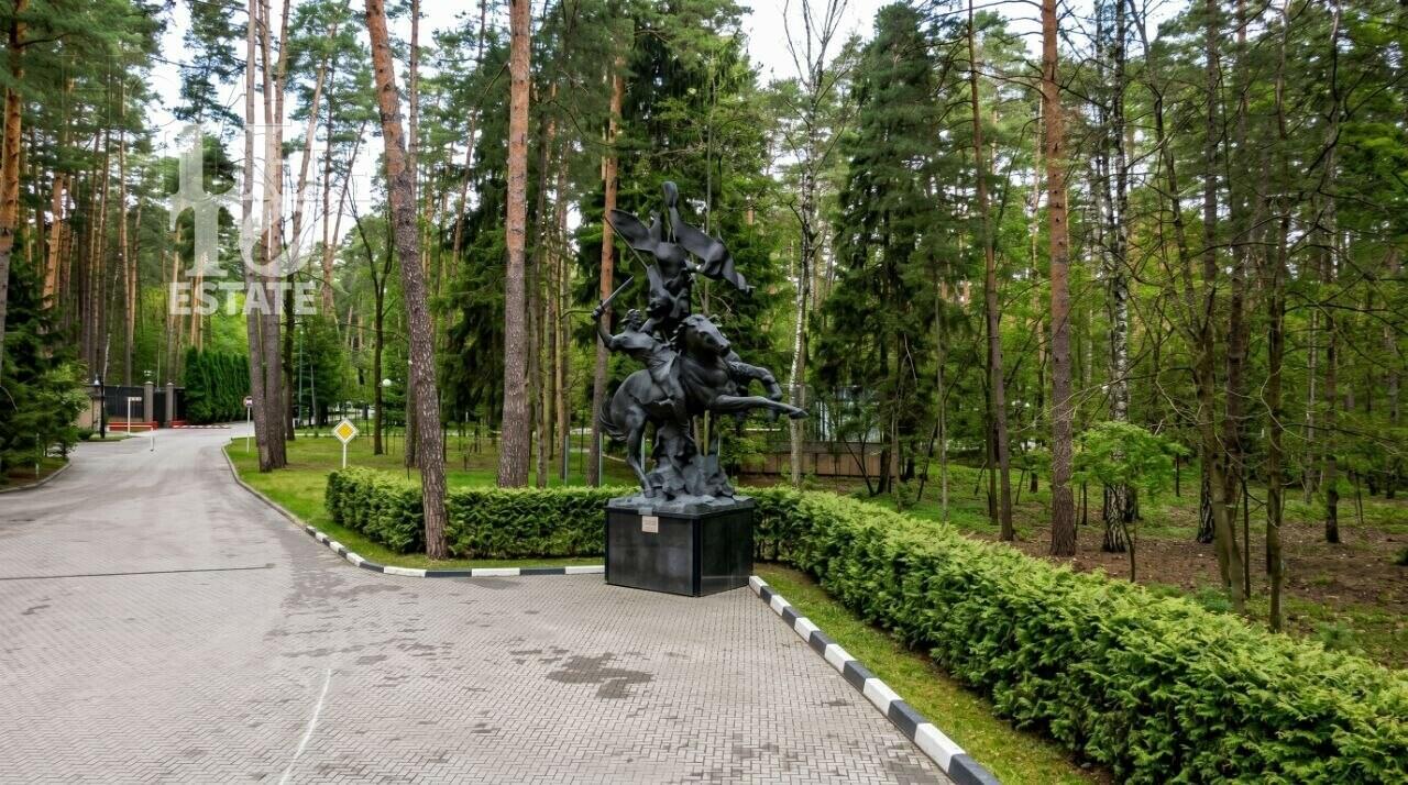 Участок 83 сот. в охраняемом поселке