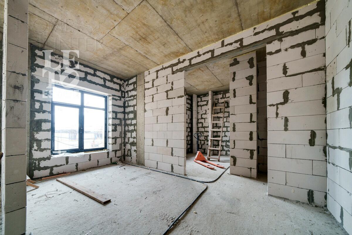 2-этажный коттедж 560 м² без отделки