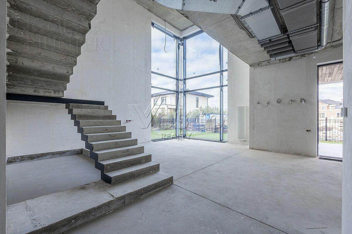 2-этажный коттедж 453 м² без отделки