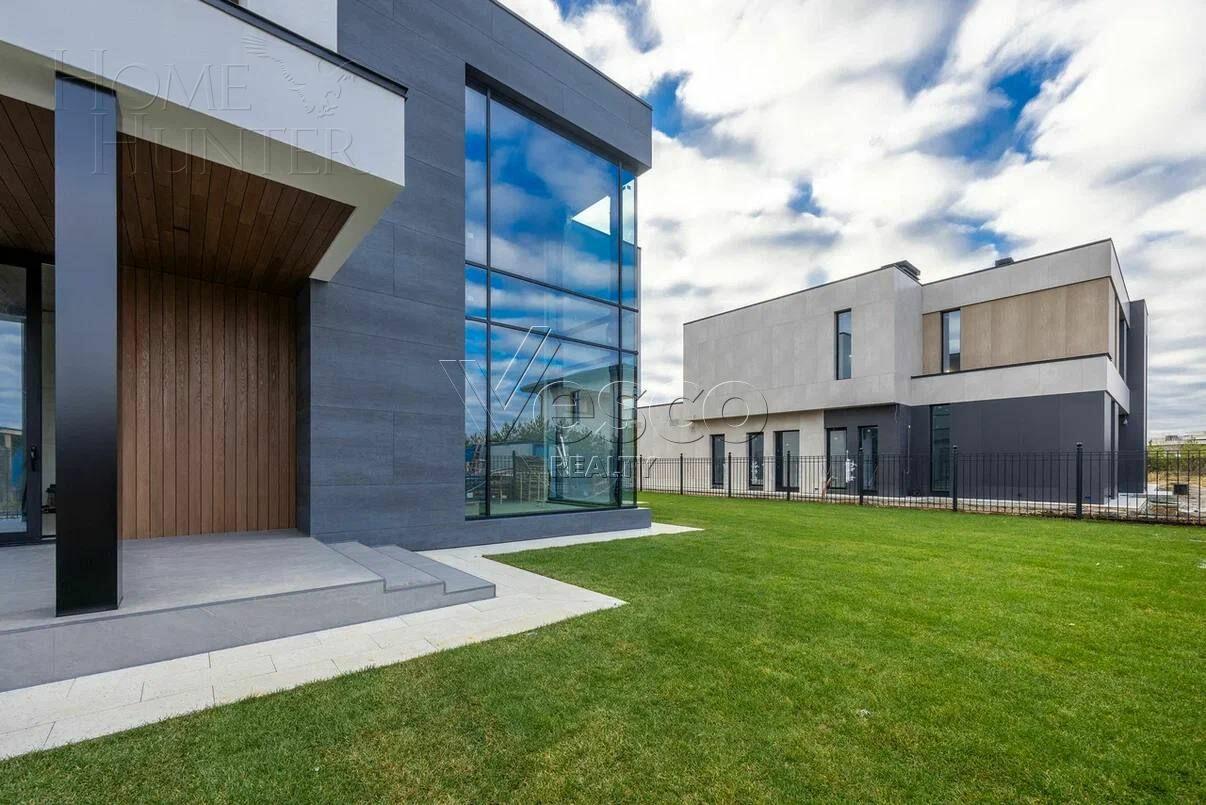 2-этажный коттедж 453 м² без отделки