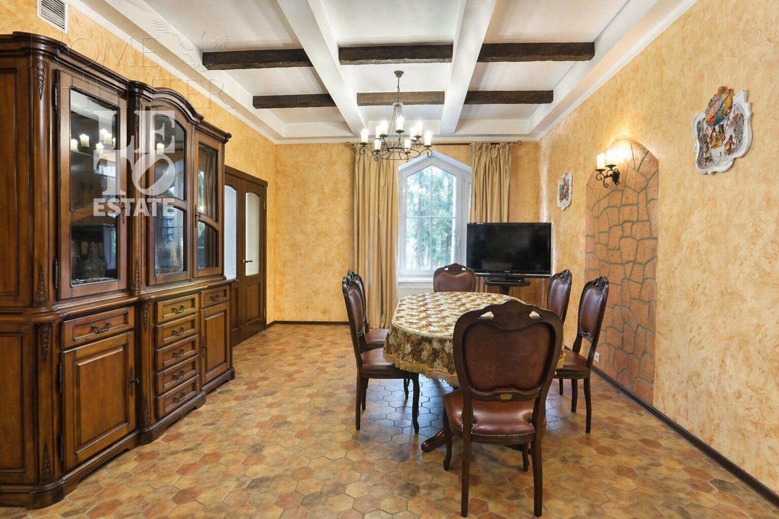 2-этажный коттедж 342 м² с отделкой