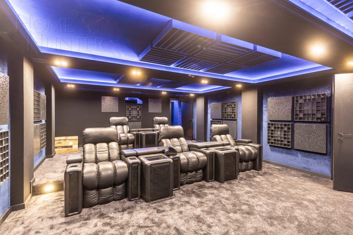 2-этажный коттедж 1 800 м² с отделкой