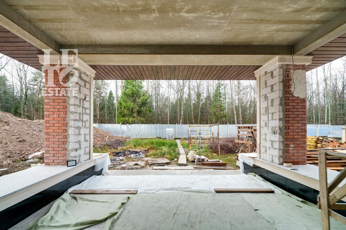 2-этажный коттедж 560 м² без отделки