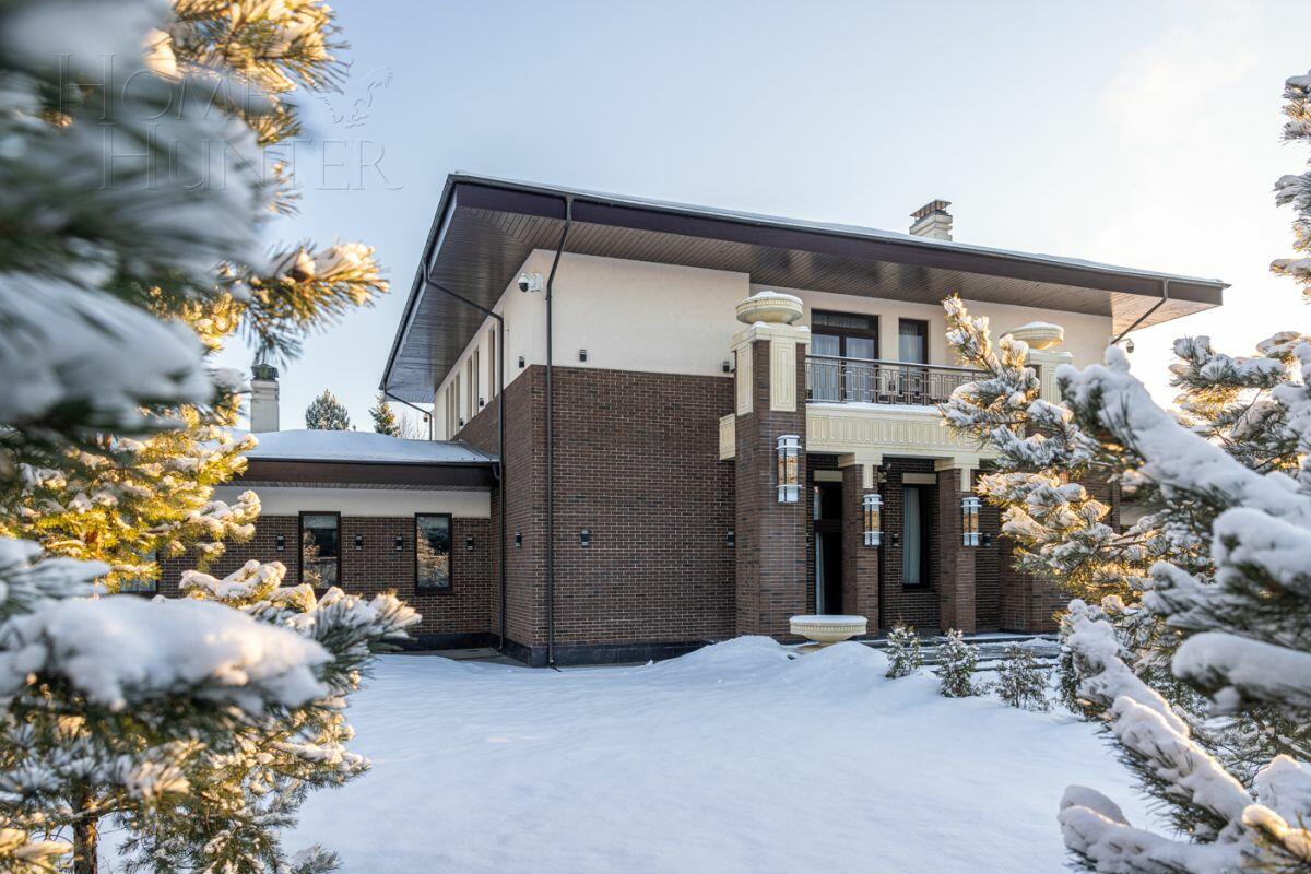 2-этажный коттедж 1 800 м² с отделкой