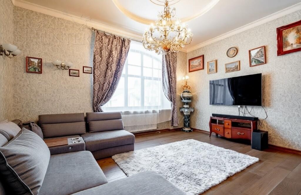 2-этажный коттедж 850 м² с отделкой