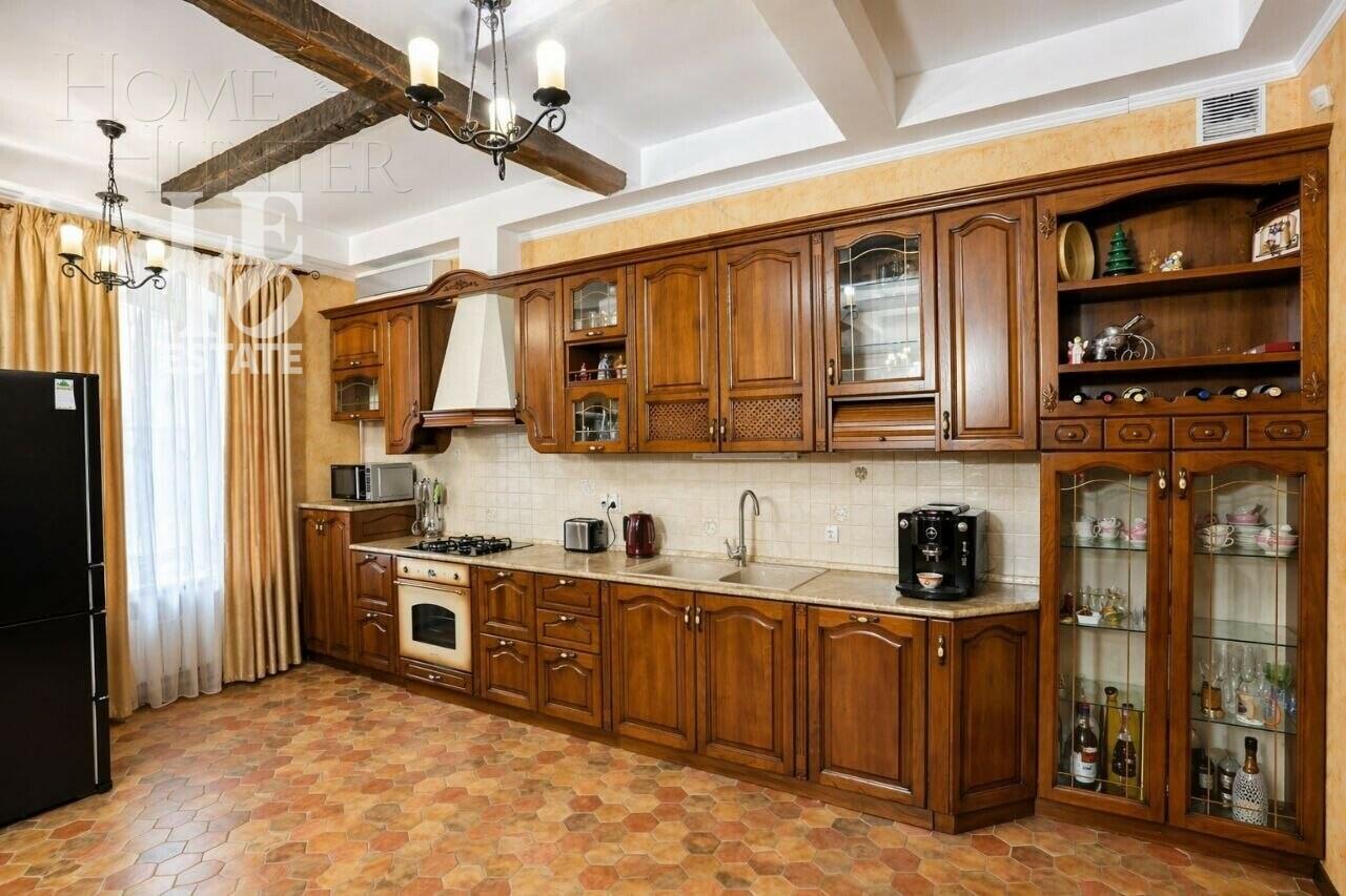 2-этажный коттедж 342 м² с отделкой