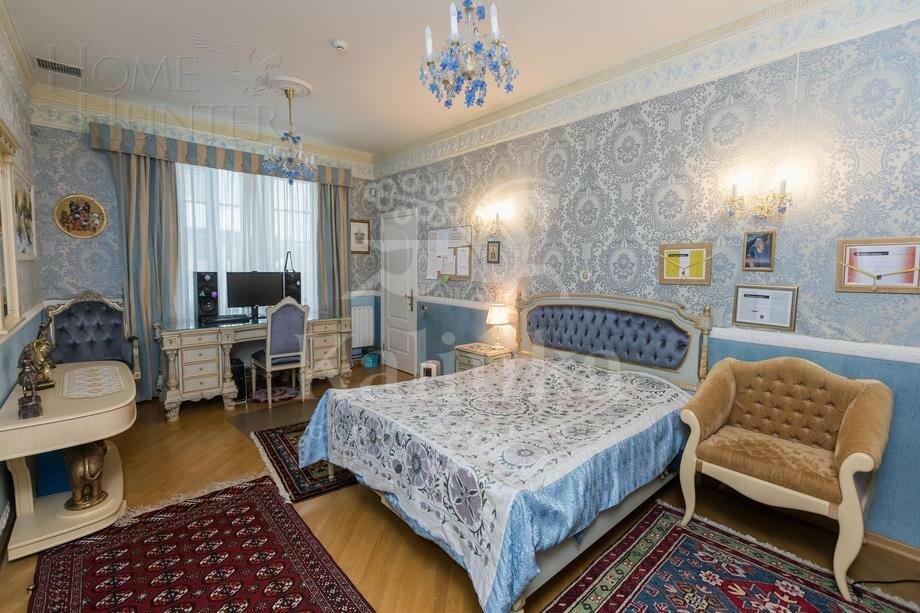 3-этажный коттедж 800 м² с отделкой