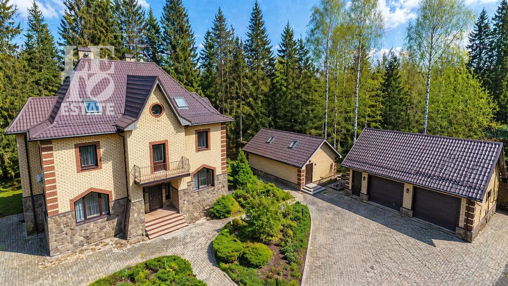 2-этажный коттедж 342 м² с отделкой