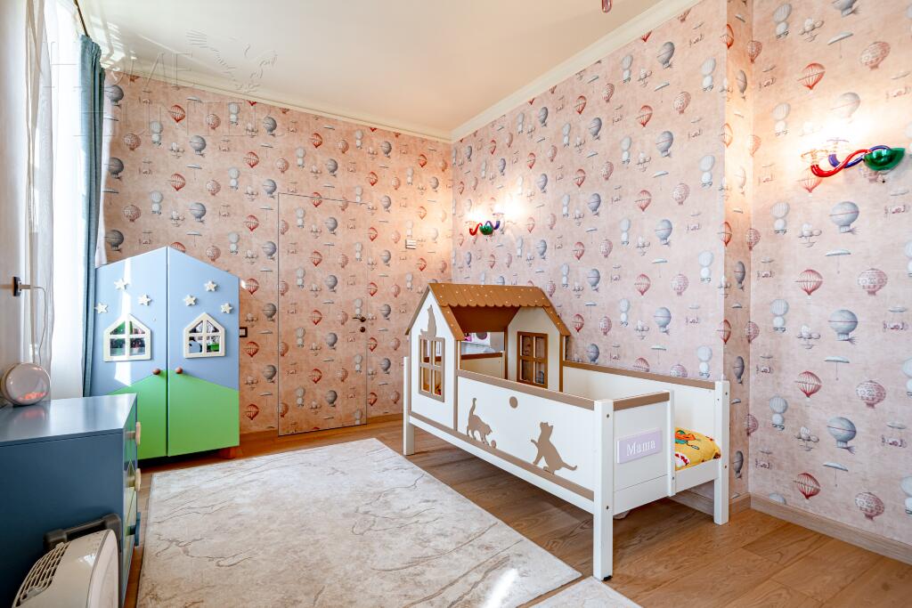 2-этажный коттедж 850 м² с отделкой