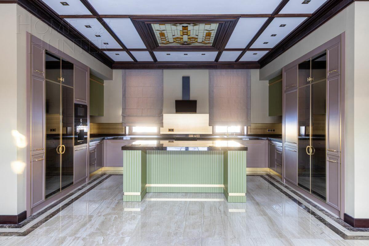 2-этажный коттедж 1 800 м² с отделкой