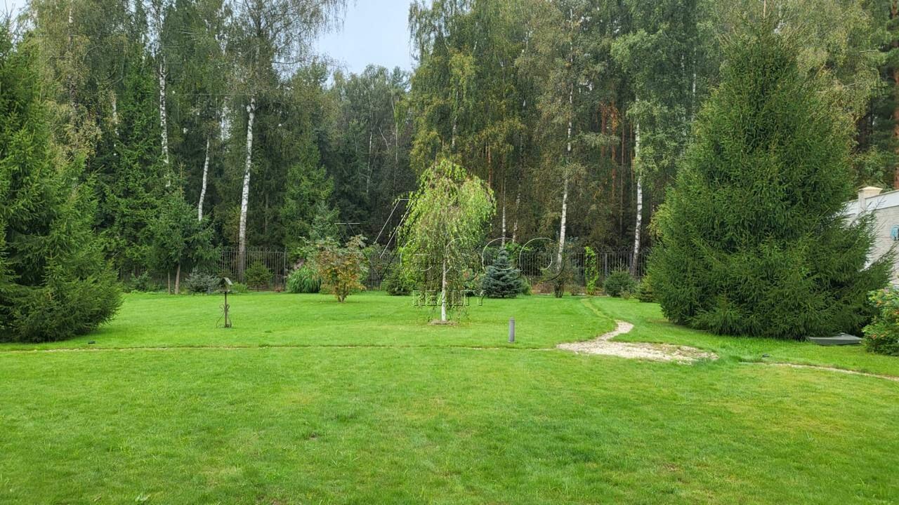 2-этажный коттедж 220 м² с отделкой