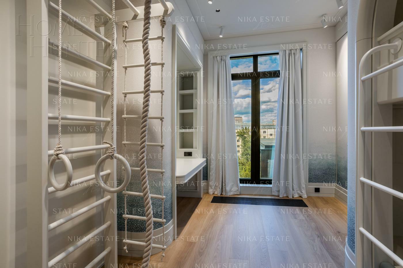 5-КОМН. ПЕНТХАУС С ОТДЕЛКОЙ 450 М² НА 8 ЭТАЖЕ