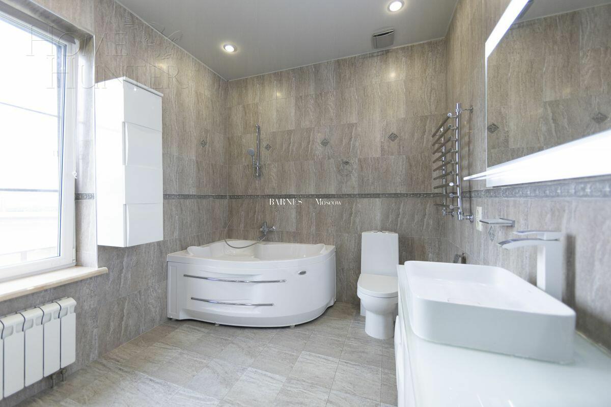 КОТТЕДЖ 322 м² с отделкой