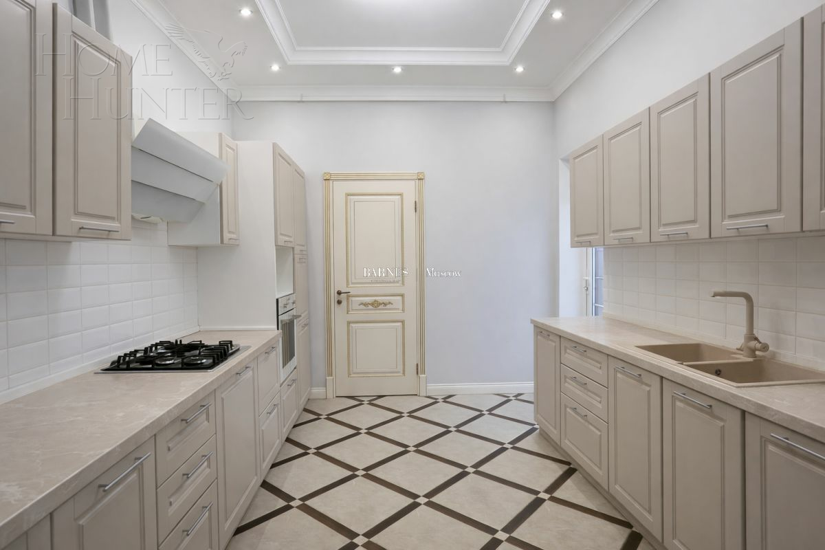 КОТТЕДЖ 322 м² с отделкой