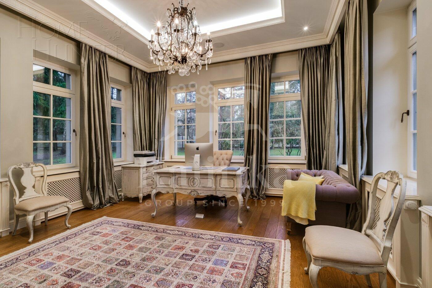 2-этажный коттедж 1 400 м² с отделкой