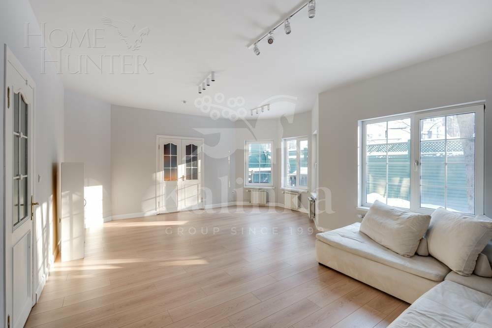 2-этажный таунхаус 890 м² с отделкой