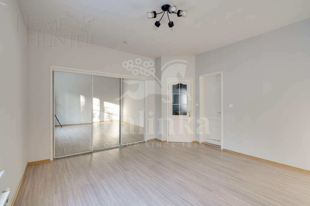 2-этажный таунхаус 890 м² с отделкой