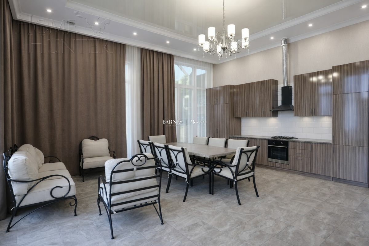 КОТТЕДЖ 322 м² с отделкой