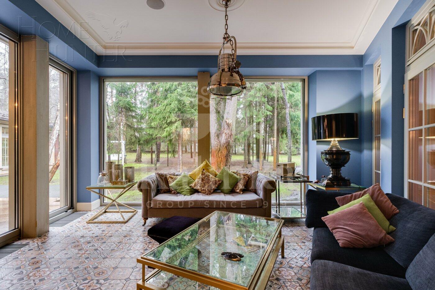 2-этажный коттедж 1 400 м² с отделкой