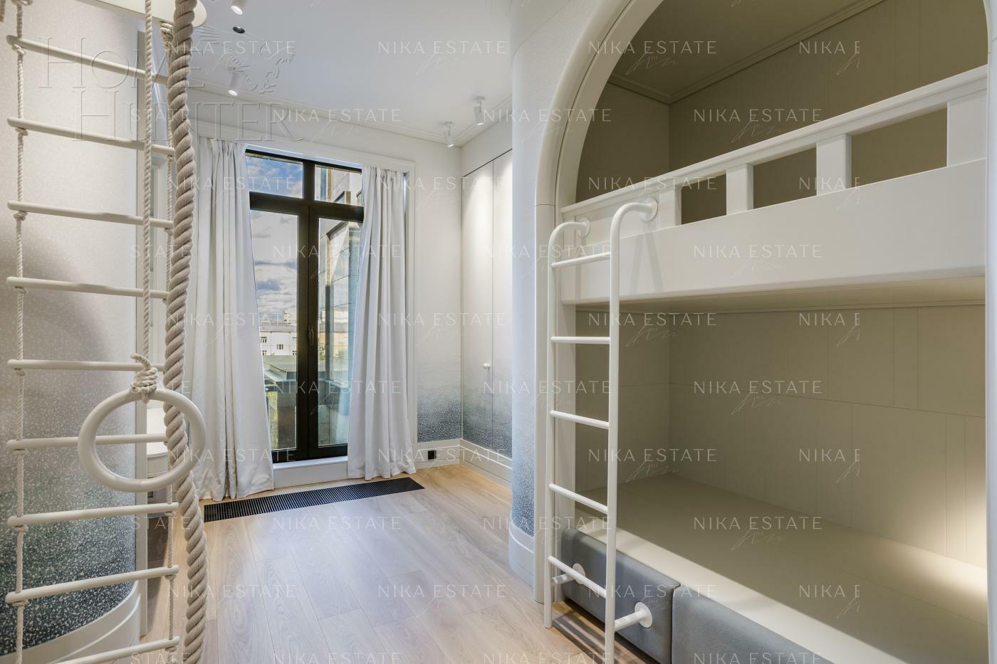 5-КОМН. ПЕНТХАУС С ОТДЕЛКОЙ 450 М² НА 8 ЭТАЖЕ