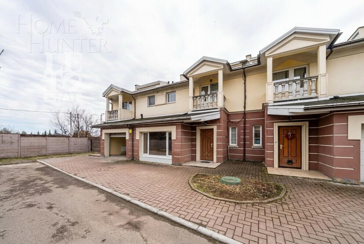 ТАУНХАУС 165.6 м² без отделки